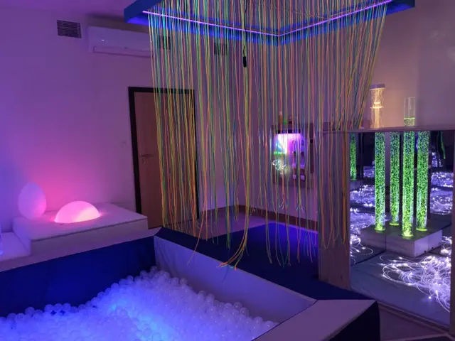 Sensory light shower mattress - 200 x 160 x 10 cm