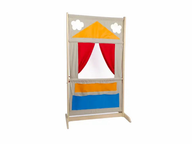 Room Divider – Puppet Theatre - High