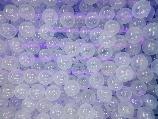 Basen podświetlany LED - kwadratowy - 1,5 x 1,5 cm, wys. 60 cm